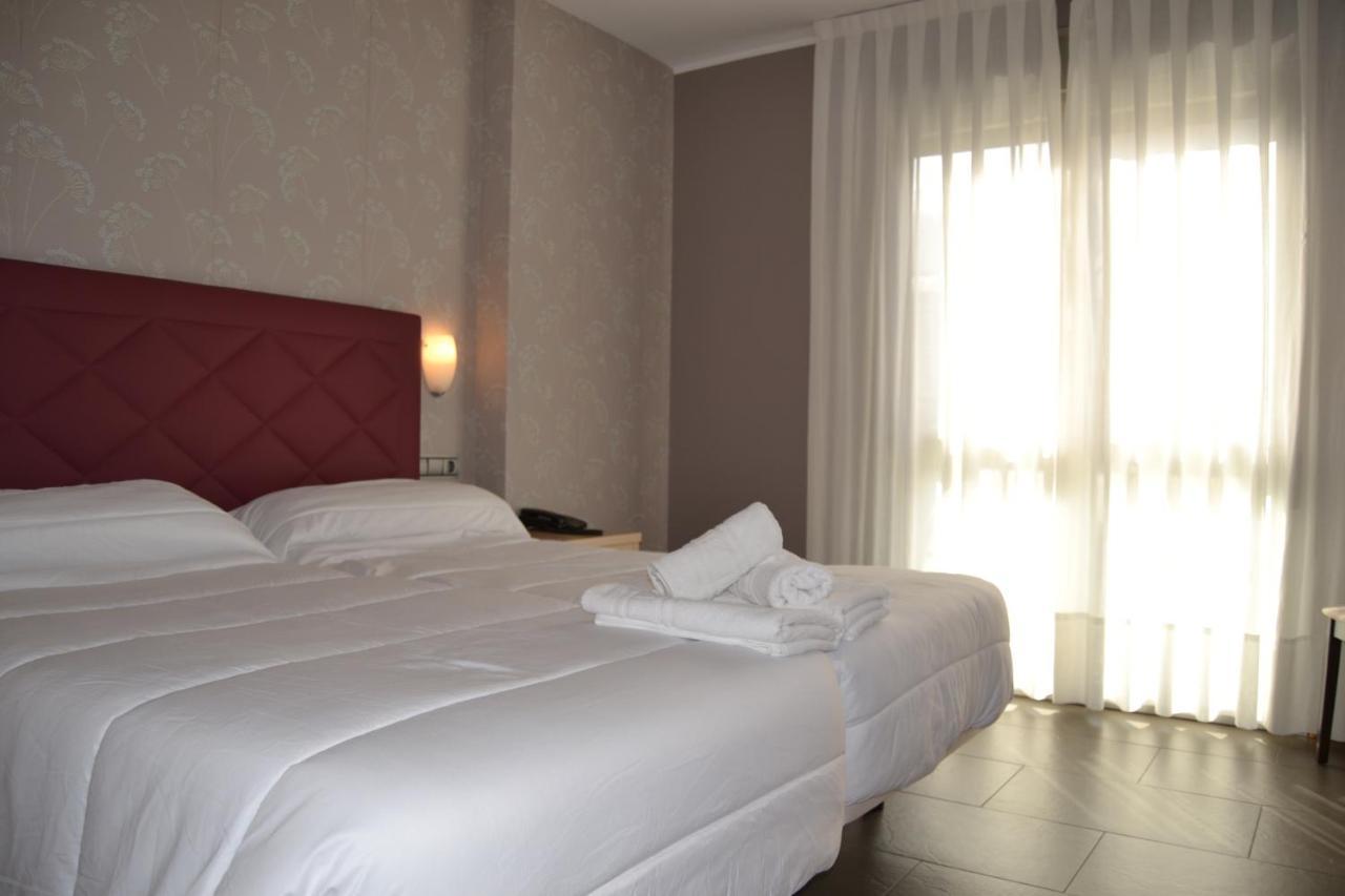 Apartamentos Spa Cueto Onís Екстериор снимка