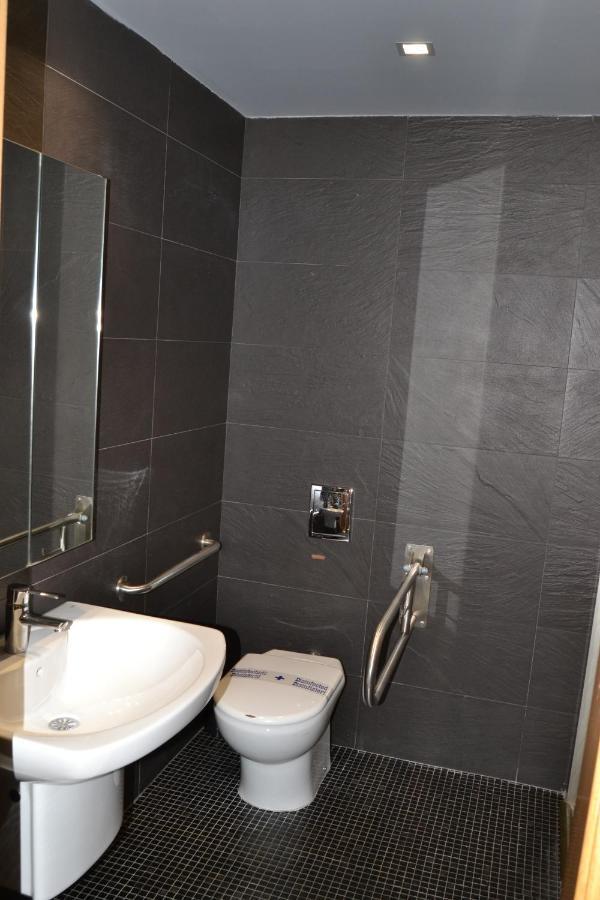 Apartamentos Spa Cueto Onís Екстериор снимка