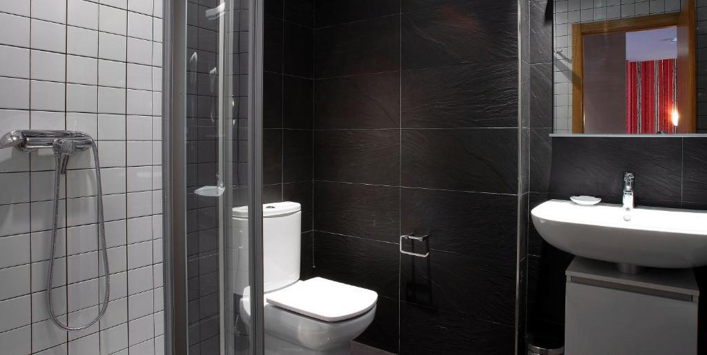 Apartamentos Spa Cueto Onís Екстериор снимка