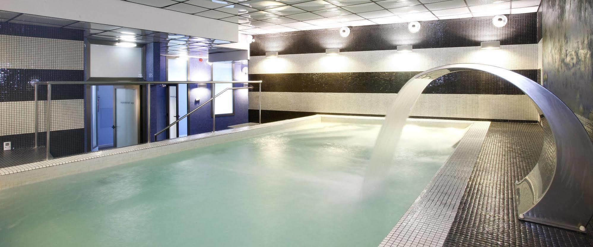 Apartamentos Spa Cueto Onís Екстериор снимка