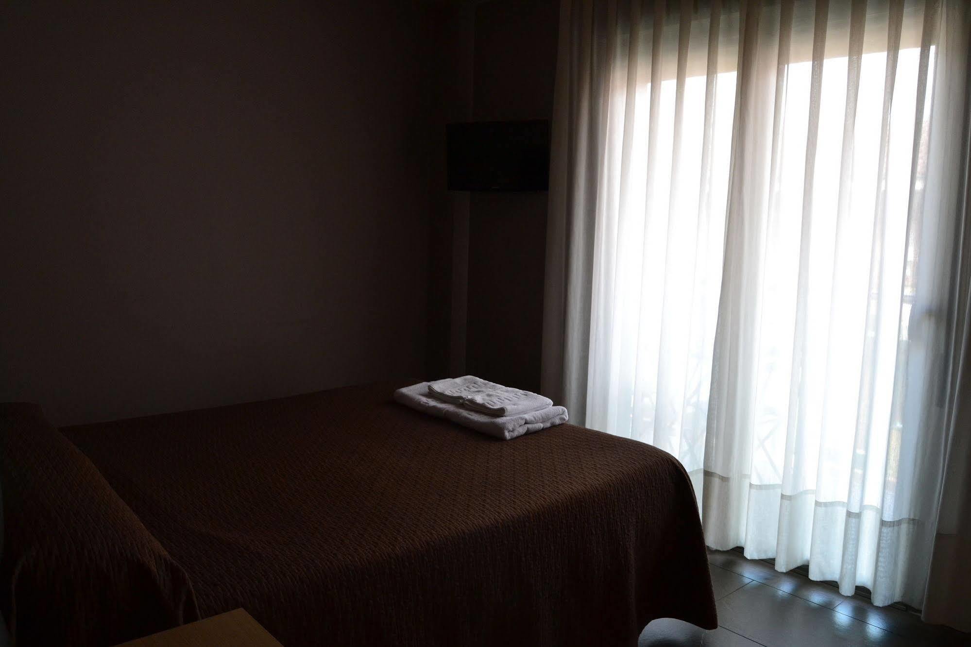 Apartamentos Spa Cueto Onís Екстериор снимка